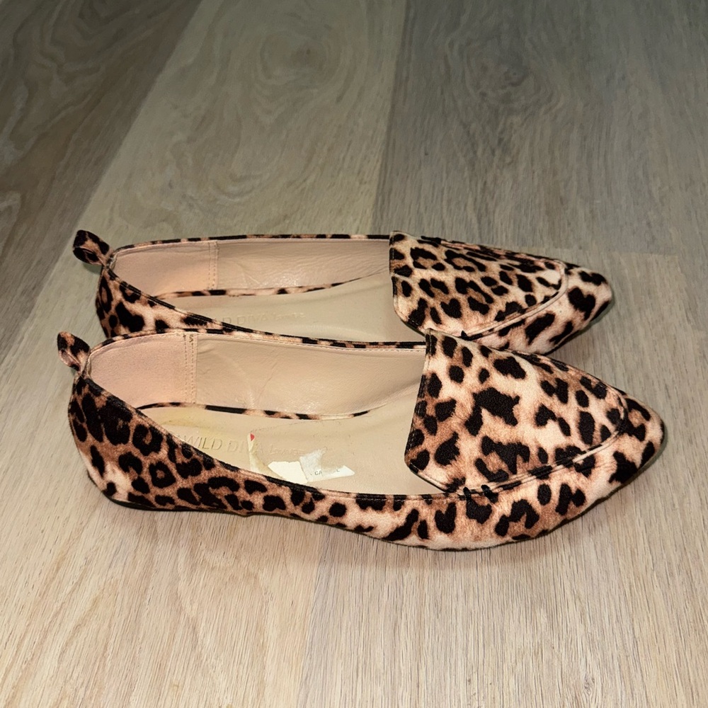 Leopard Print Flats Loafers by Wild Diva - Size 8 - Picture 3 of 4